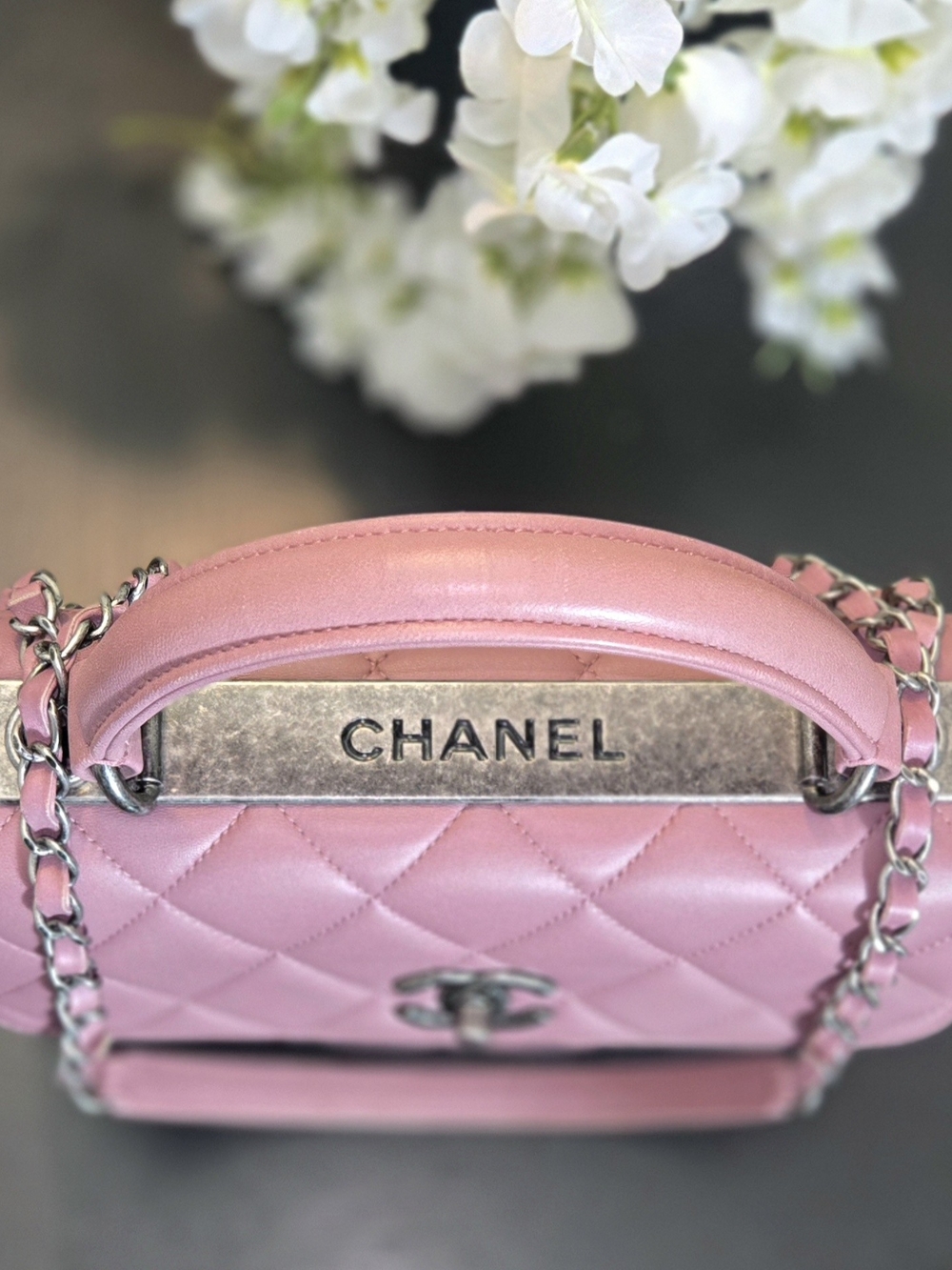 Chanel Trendy CC Flap Lambskin Quilted Leather Top-Handle Bag Mauve Pink - Picture 3 of 12
